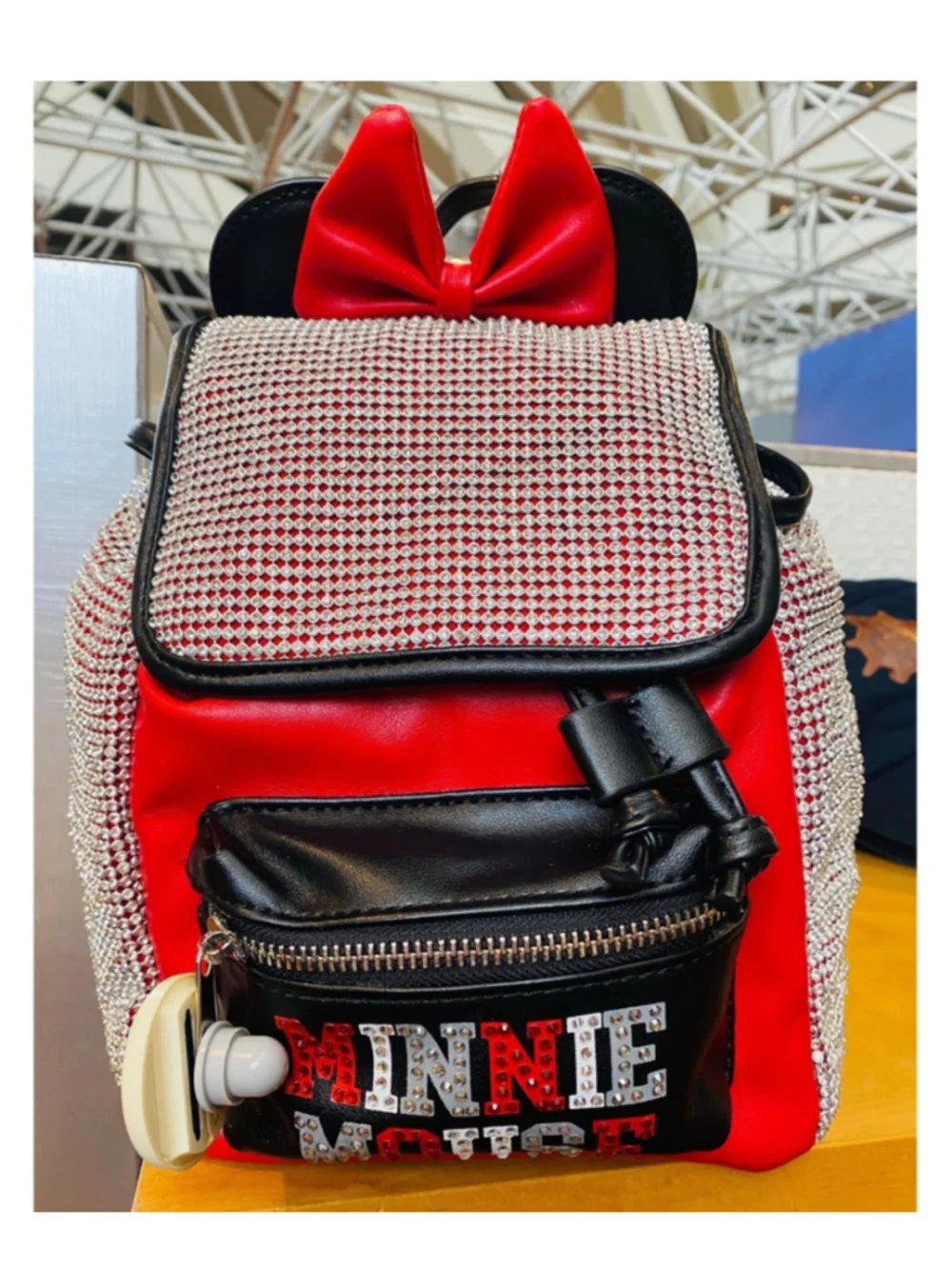 Disney Minnie Mouse mini-backpack. Sparkle in style new without tags adorable ! - Picture 1 of 13